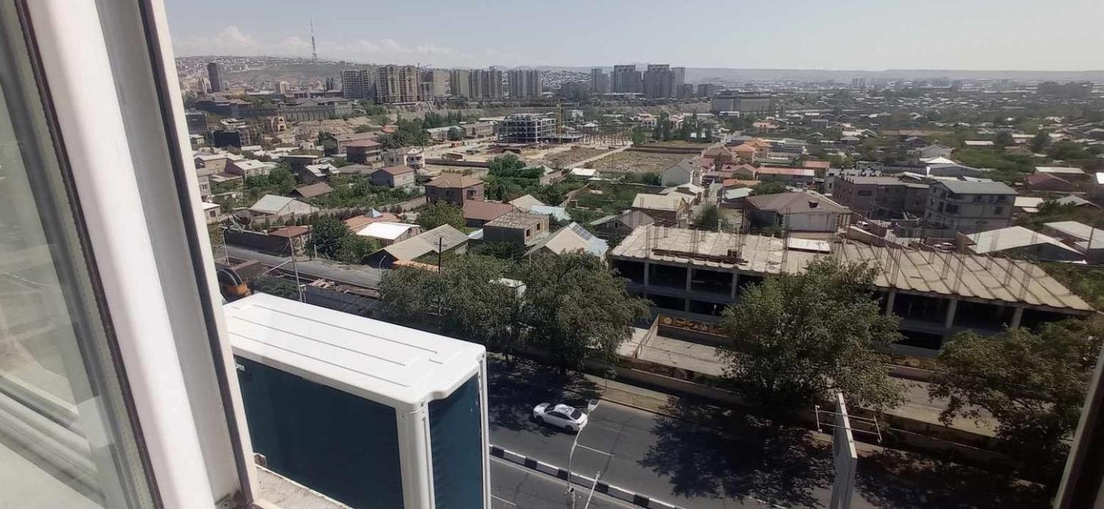 Apartment In The Center Of Yerevan Exterior photo